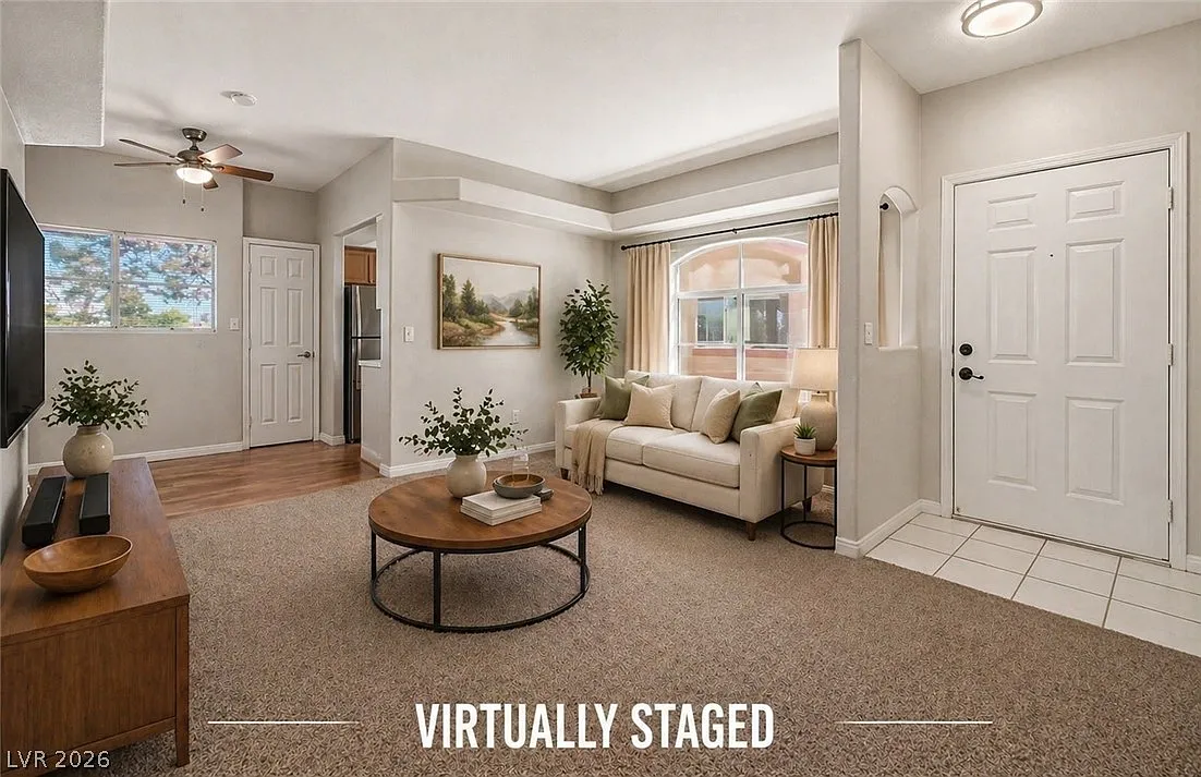 3 bed, 2.0 bath, 1112 sqft, $1,700 — Photo 3