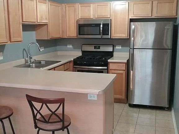 4th image of 1189 N Village Dr Unit 3