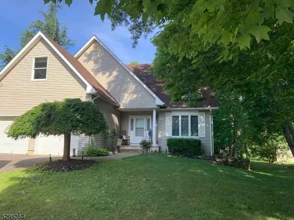 19 Frelinghuysen St, Belvidere Twp., NJ 07823