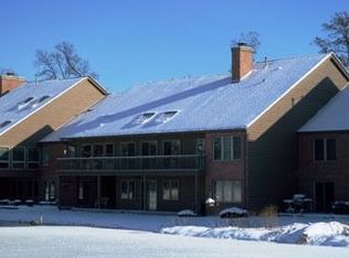 2491 Tall Oaks Dr, Elgin, IL 60123