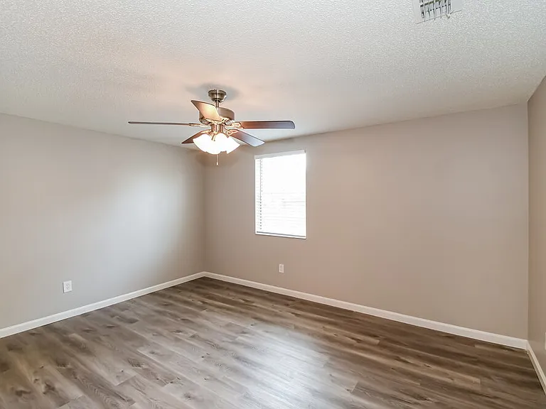 2891 Gatling Blvd — Photo 10