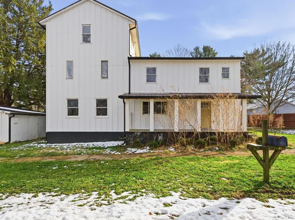 11890 Broad St, Millersport, OH 43046