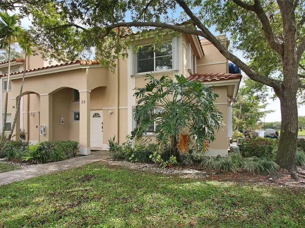 561 Racquet Club Road #23, Weston, FL 33326