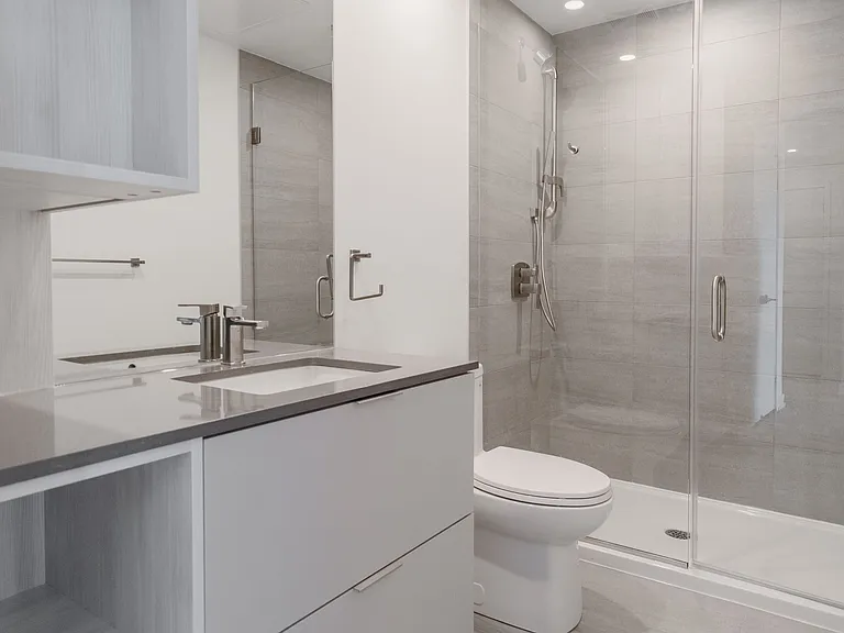 1 Fairview Rd E #402 — Photo 17