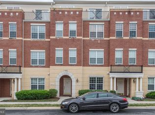 42563 Highgate Ter, Ashburn, VA 20148