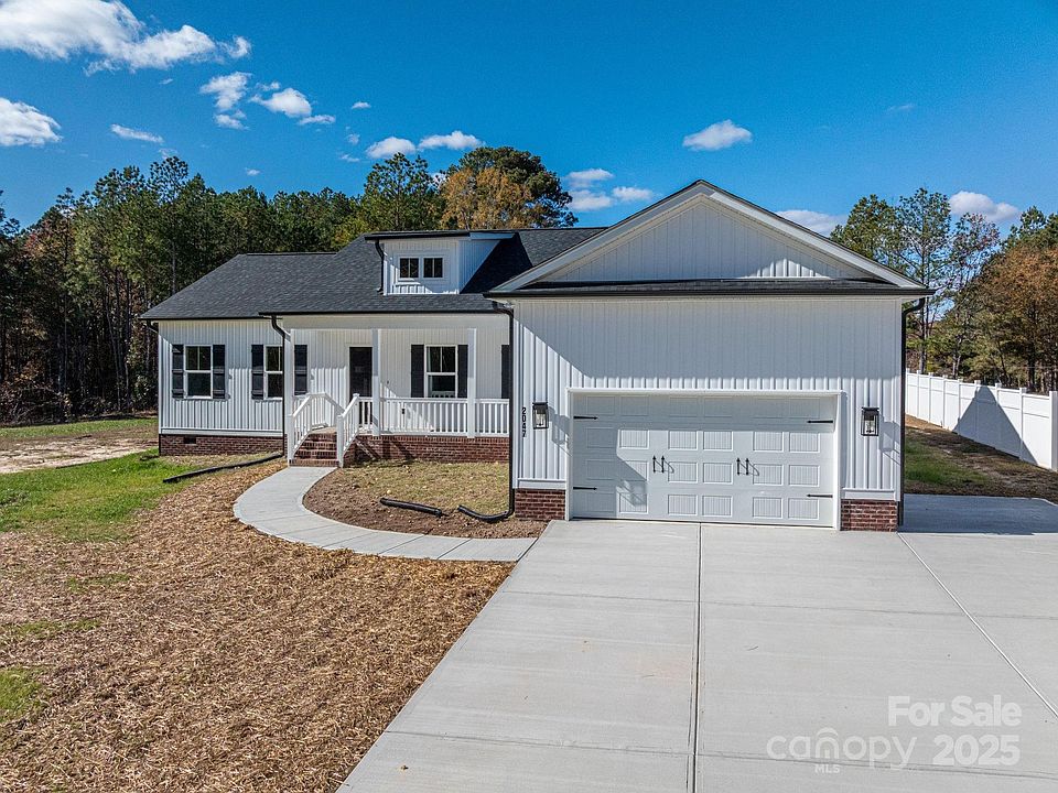 1st image of 2047 Puetts Chapel Rd