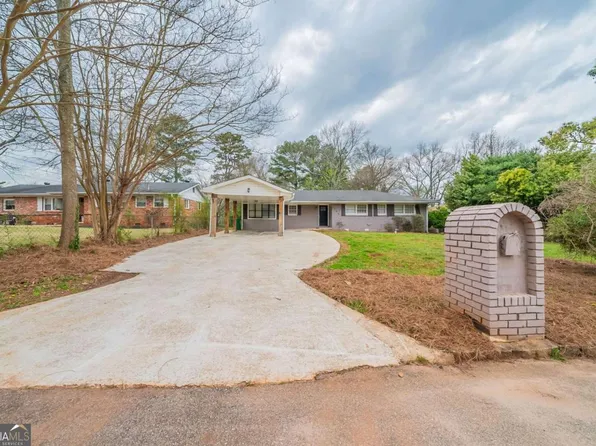 3680 Brookcrest Cir, Decatur, GA 30032