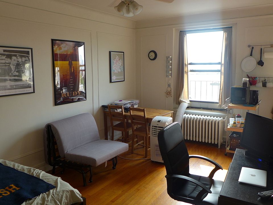 1st image of 300 8th Ave APT 5N