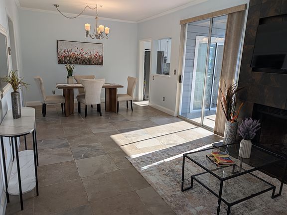 3rd image of 429 Cork Harbour Cir