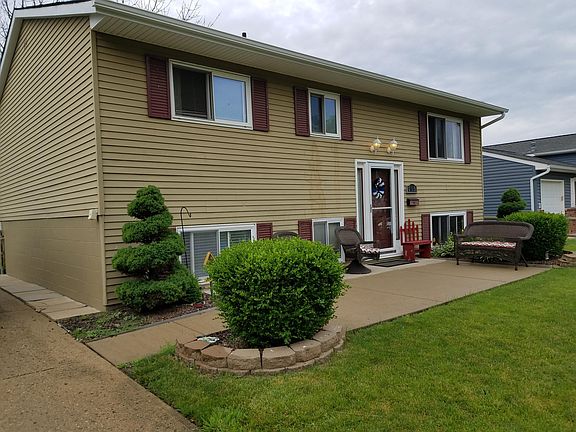 2nd image of 193 Parkdale Dr