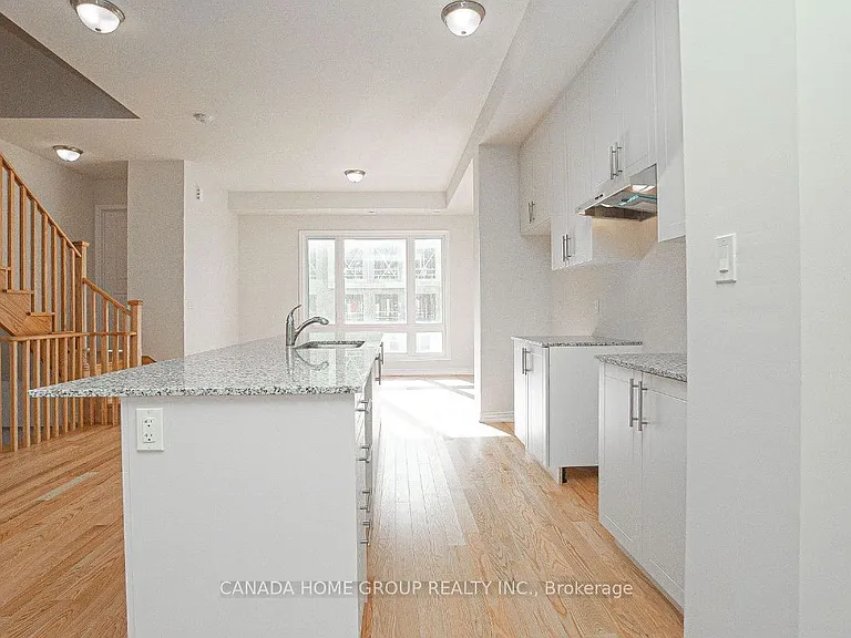3099 Meadowridge Dr — Photo 4