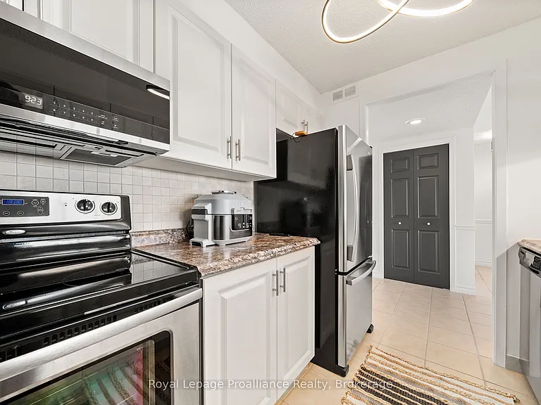 344 Front St #506 — Photo 21