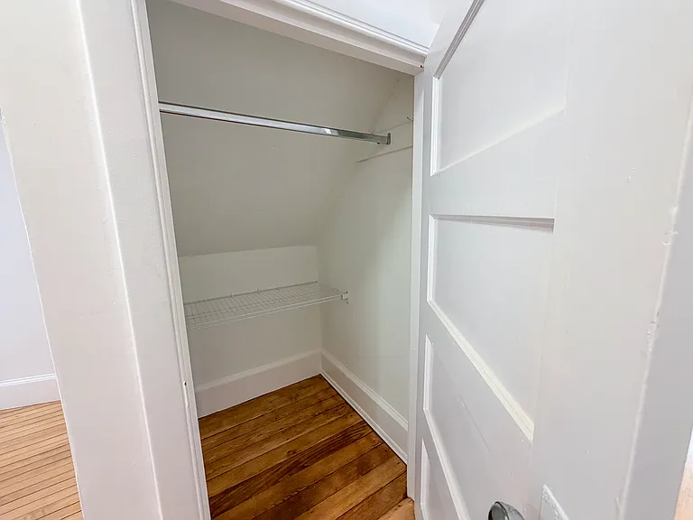 100 Sheridan Ave #1 — Photo 22