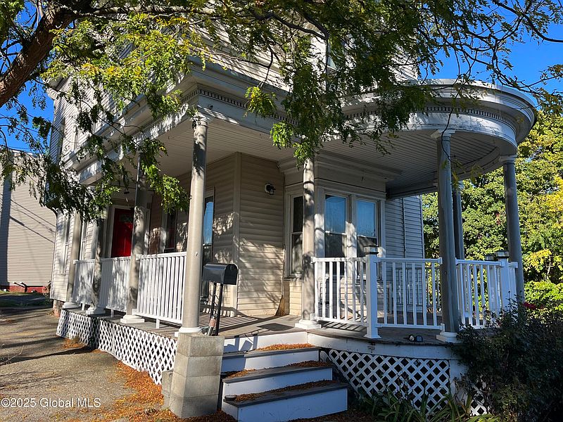 2nd image of 202 Main Street