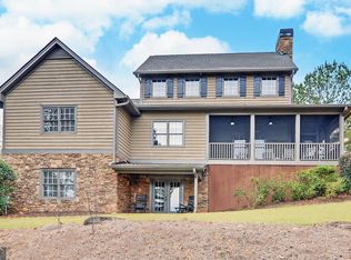 29 Cottage Ln, Toccoa, GA 30577