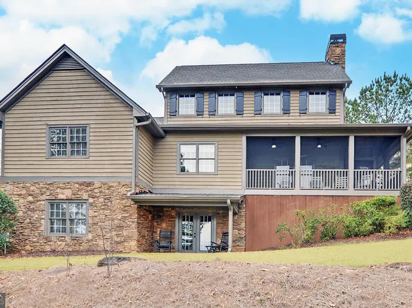 29 Cottage Ln, Toccoa, GA 30577