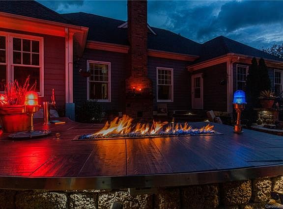 3rd image of 13602 Willow Breeze Ln