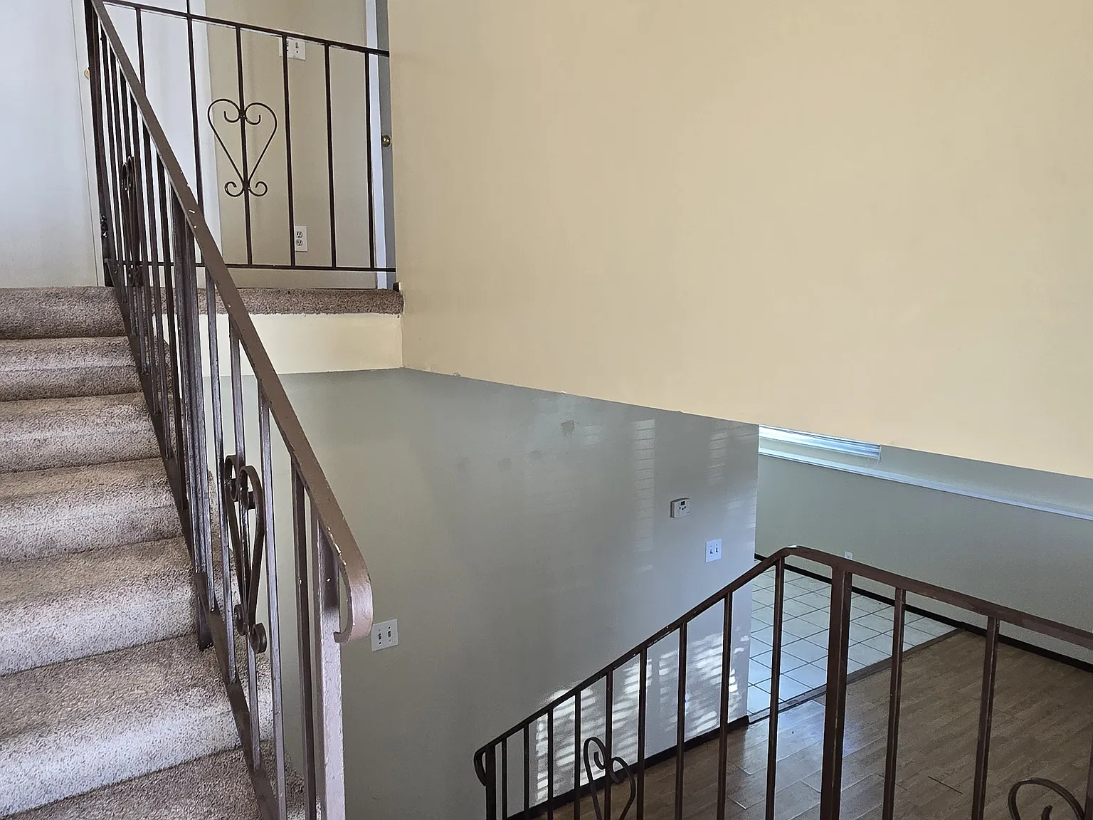 2 bed, 1.5 bath, 1250 sqft, $1,375 — Photo 3