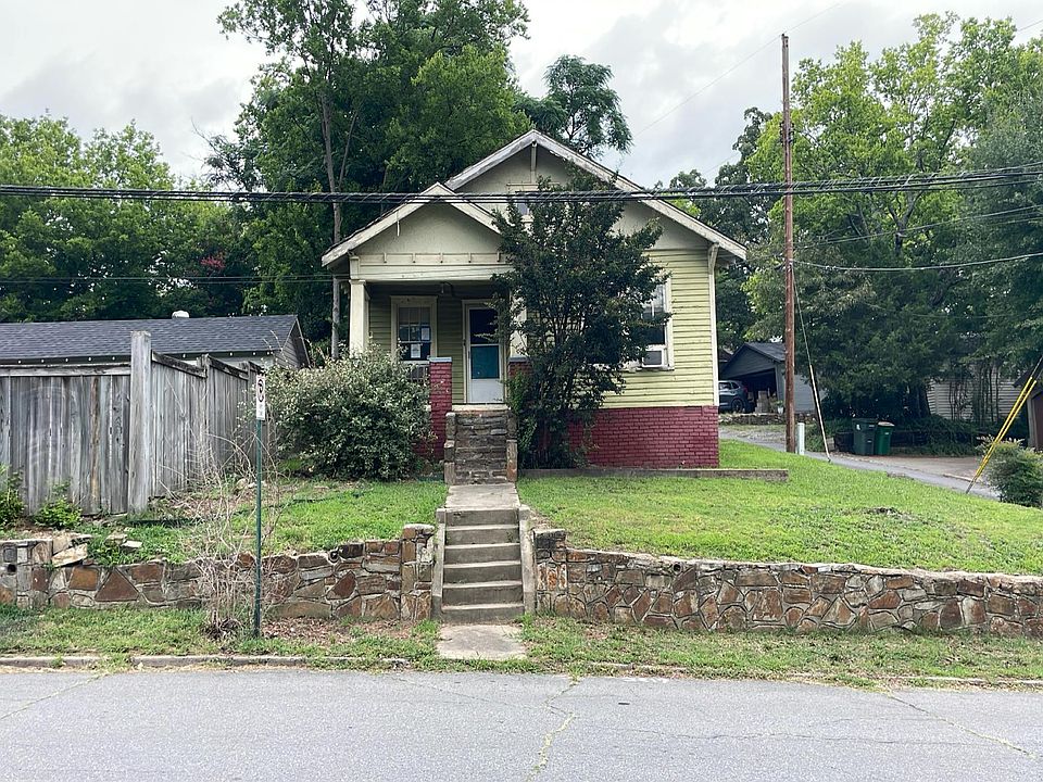 1st image of 2814 W Capitol Ave