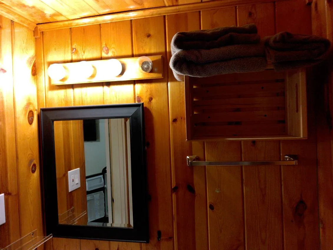 Studio, $995 — Photo 4