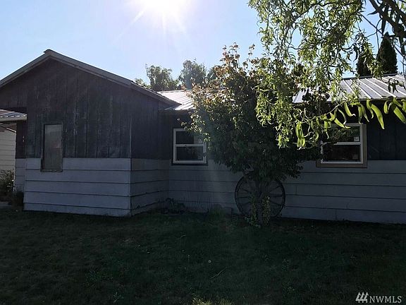 2nd image of 1606 Golden St