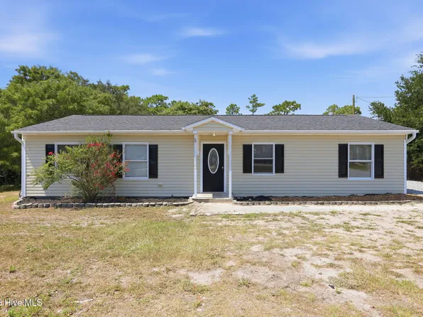 89 Crown Point Road, Hubert, NC 28539
