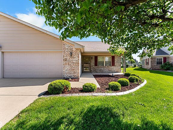 2nd image of 1633 Vidalia Ct