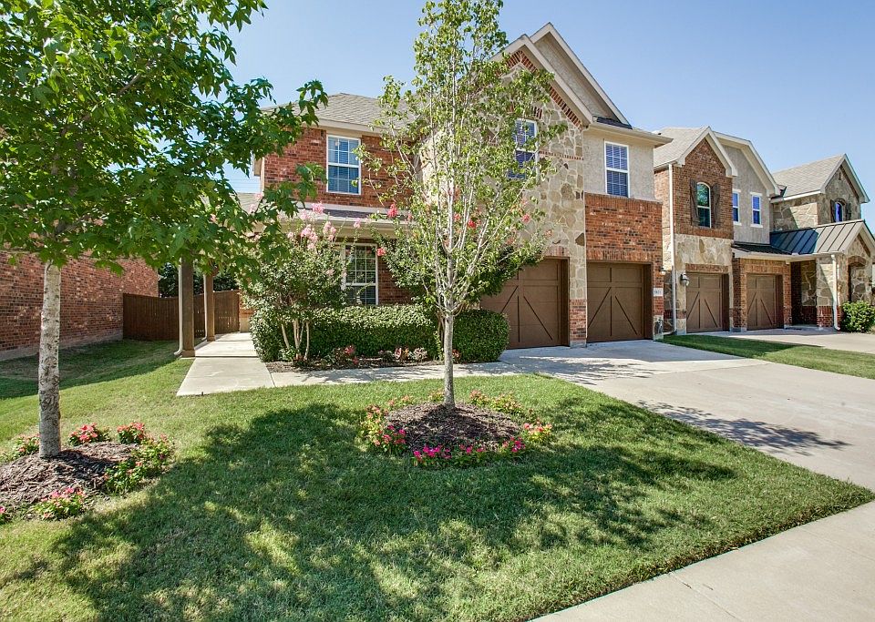 1st image of 5821 Pinebrook Dr