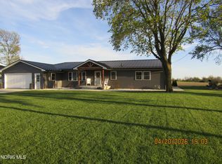 315 Harvest Dr, Metamora, OH 43540