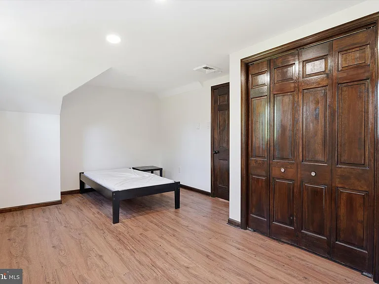612 Bustleton Pike — Photo 20