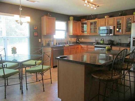 3rd image of 1466 Wilson Manor Cir