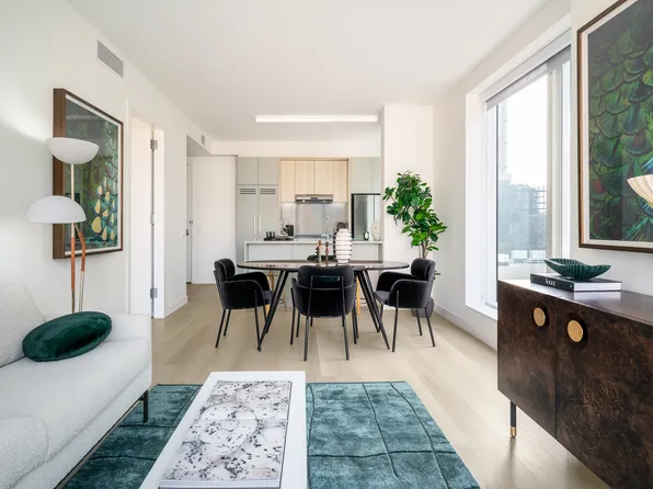 17 Hanover Place 25I image 3 of 6