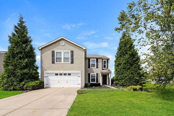 1st image of 1416 King Maple Dr
