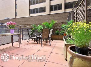 153 E 57th St APT 2C, New York, NY 10022