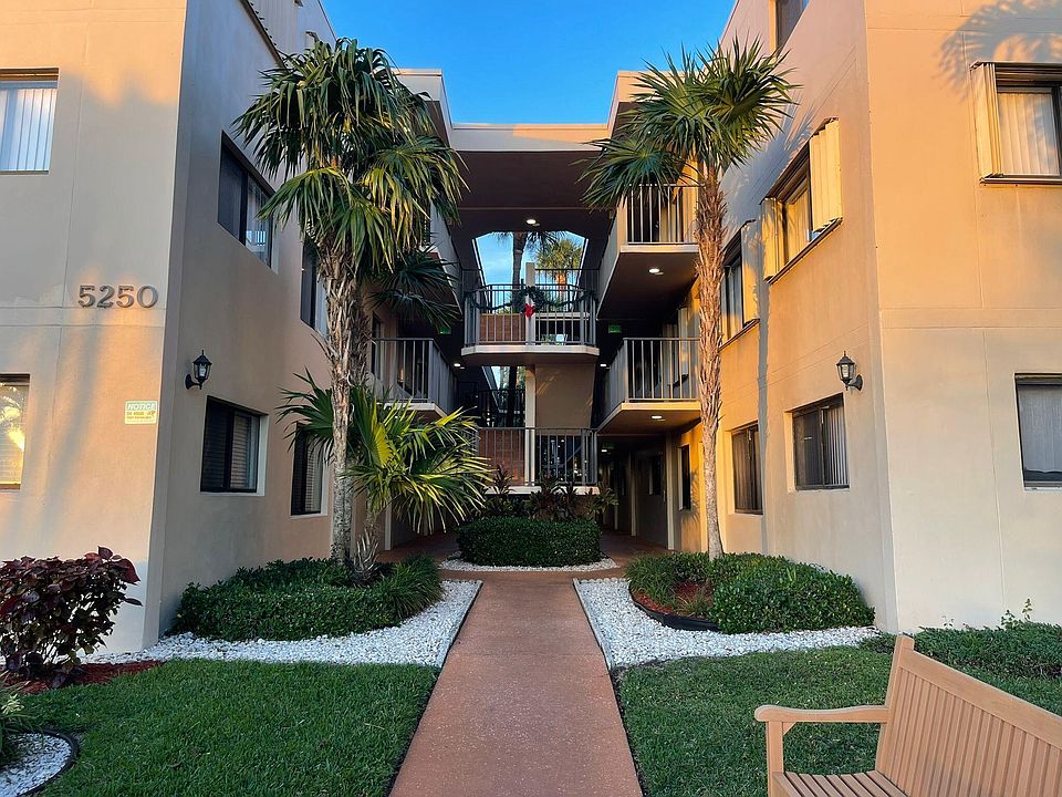 1st image of 5250 Las Verdes Circle #109