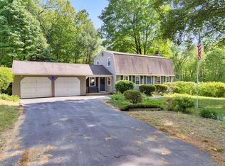 7 Fox Run Rd, Unionville, CT 06085