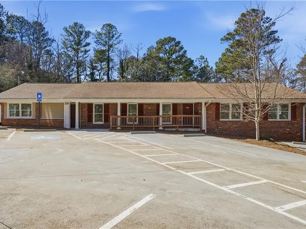 2239 Scenic Dr, Snellville, GA 30078