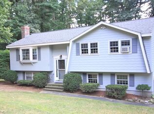 120 Northgate Rd, Tewksbury, MA 01876