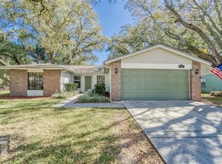 1567 Long Pond Dr, Valrico, FL 33594