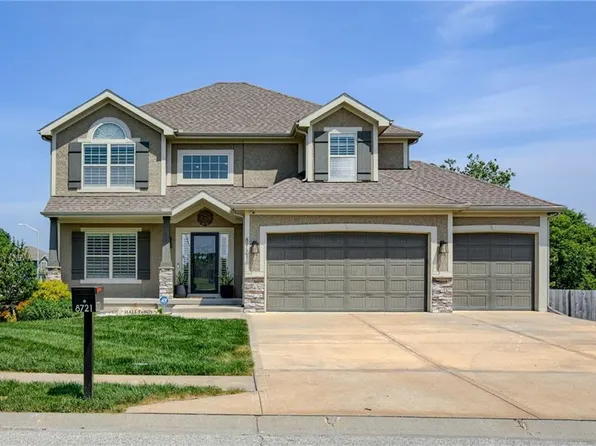 8721 N Mersington Ave, Kansas City, MO 64156