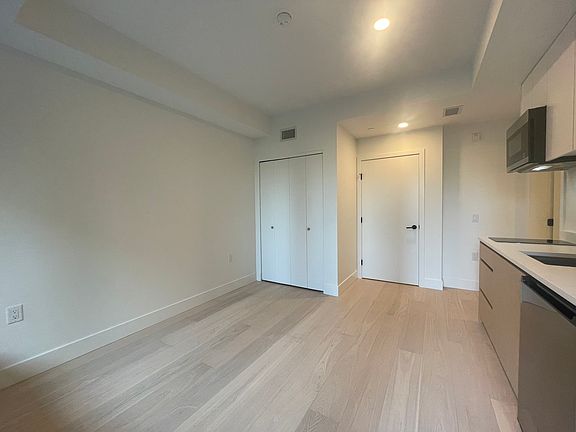 2nd image of 561 W 28th Ave #11