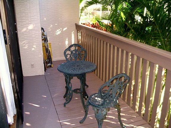 Private, shaded lanai