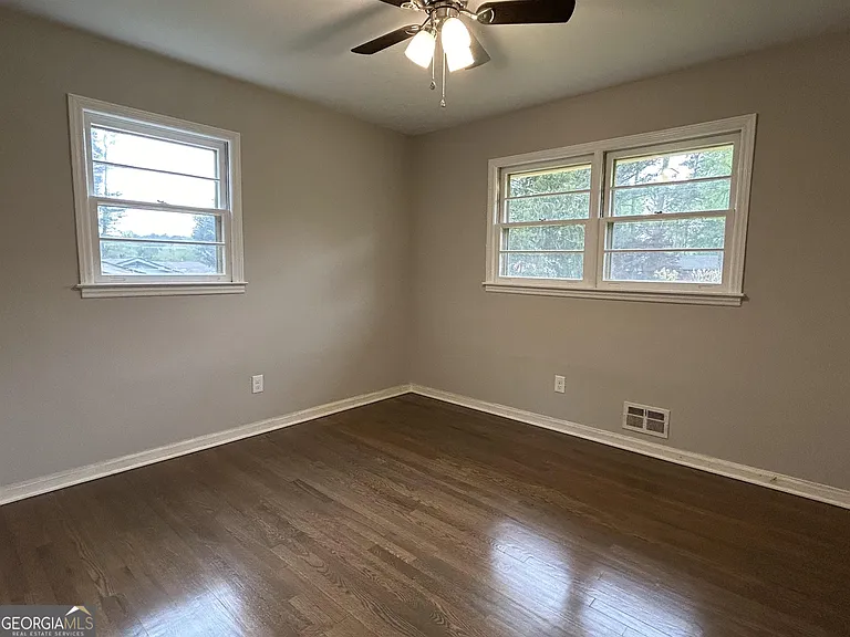 720 Jewel Pl — Photo 18