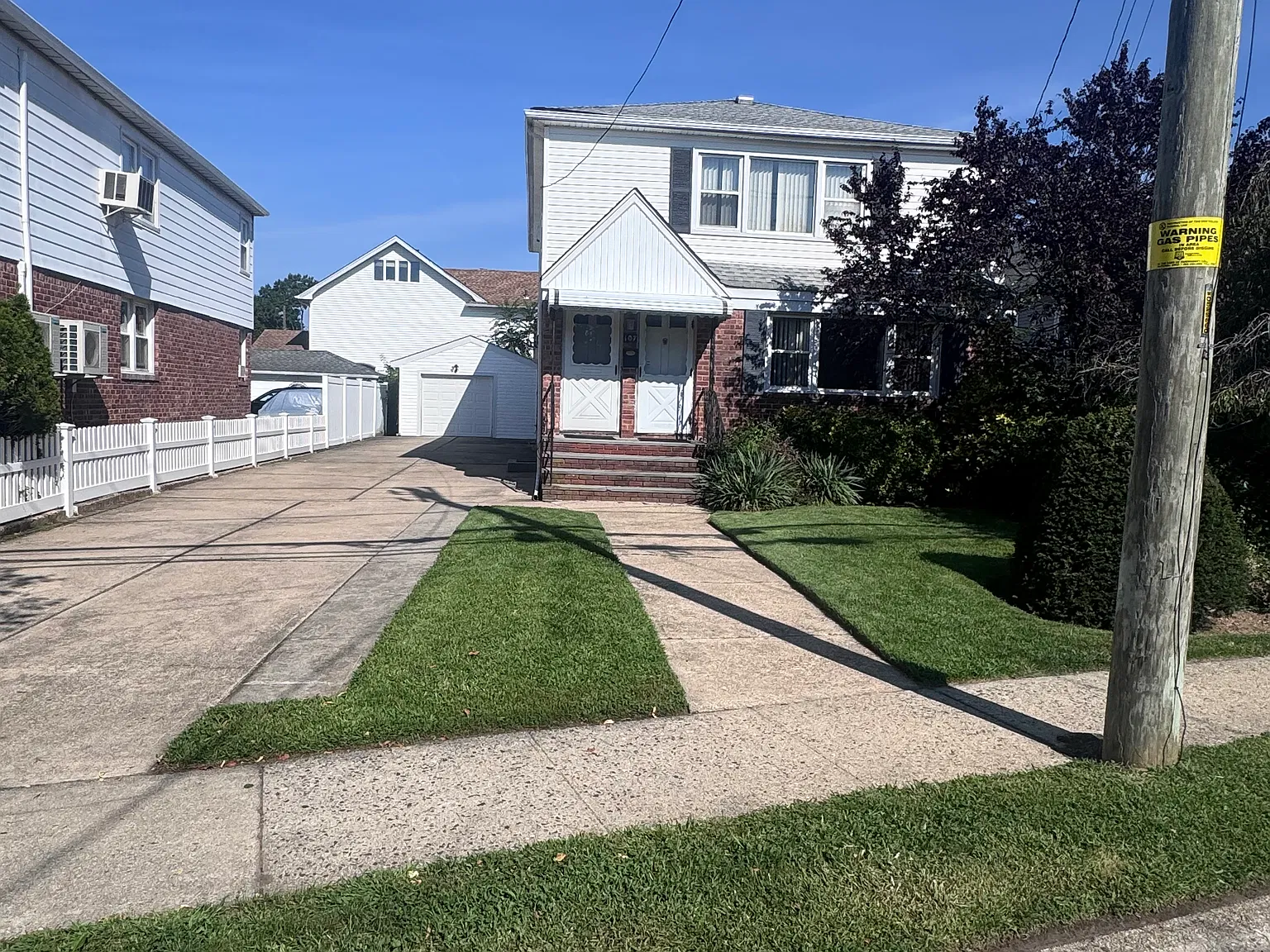 2 bed, 1100 sqft, $3,300 — Photo 1