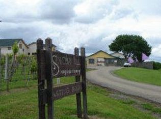 209 W Golf Link Rd, Salina, KS 67401