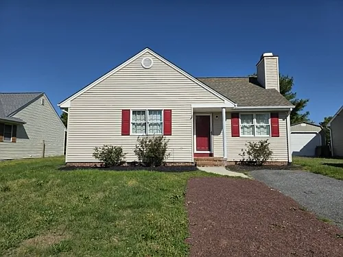1405 Bantry Ln Photo 1