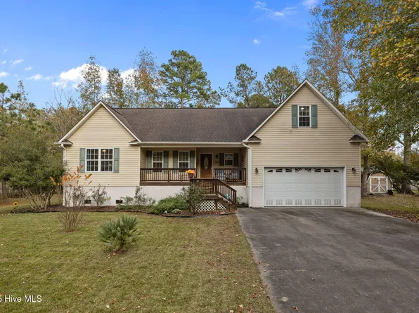 105 Seafarers Court, New Bern, NC 28562