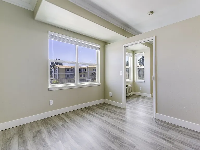 Aventine at Vancouver - 55+ Active Adult Living — Photo 10
