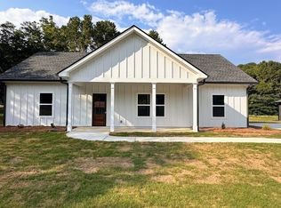 91 Holly Rd, Bowdon, GA 30108