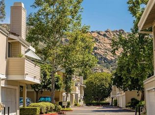 6525 Twin Circle Ln UNIT 1, Simi Valley, CA 93063